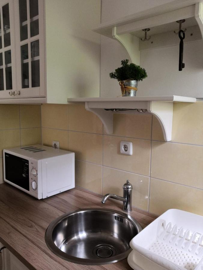 Apartment Fera Селине Екстериор снимка